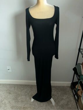 NWT Few Moda Long Sleeve Black Maxi Dress with Square Neck Sz L